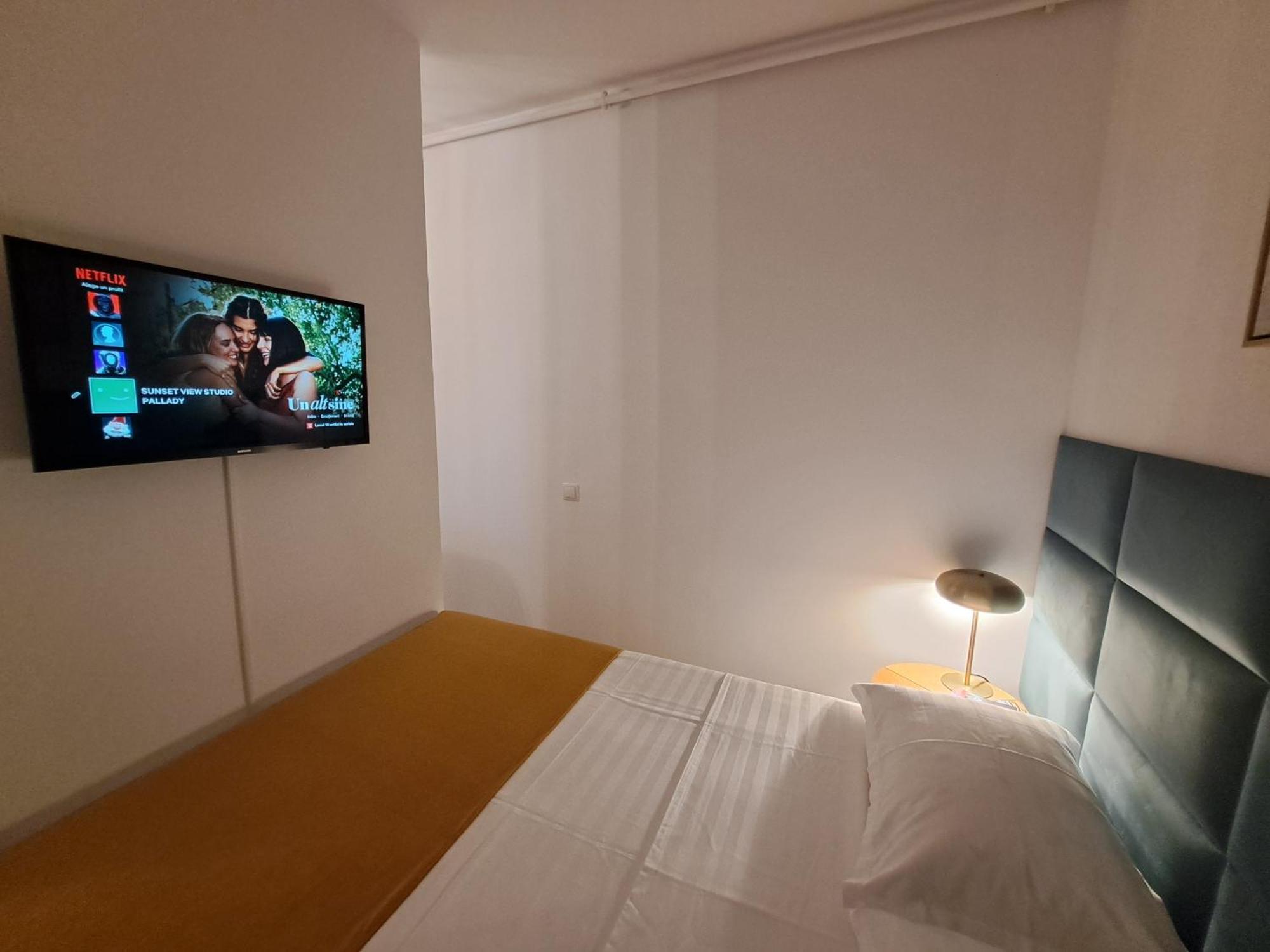 Irema Sunset View Studio Pallady Bucharest Luaran gambar